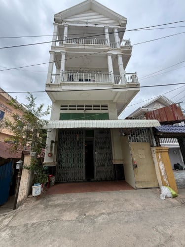 ផ្ទះលក់មានចំណូលស្រាប់នៅជិតក្រសួងពាណិជ្ជកម្ម