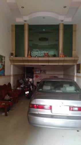 ផ្ទះលក់តំលៃក្រោមទីផ្សារ