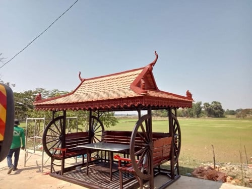 កញ្ចុះកៅអីឈេី ម៉ូតកង់រទេះ តំបូលប្រក់គ្រឿង ដាក់គេហដ្ថានលំអរ និងសម្រាកលេង