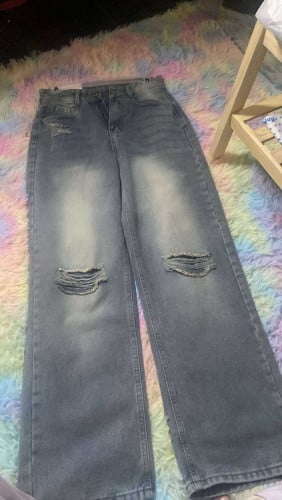 មានបោះដុំនិងលក់រាយ