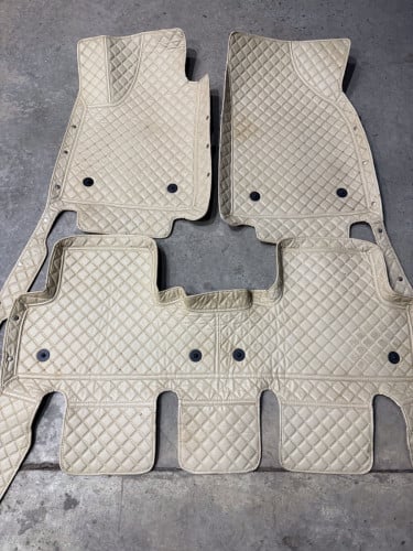 កំរាលជើង 2 ជាន់ VIP, 350, 2010 15$ ស្អាតដូចថ្មី