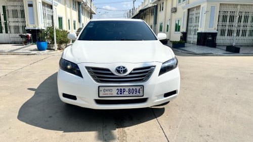 ឡានលក់ Camry 07 hybrid full option ក្នុងលឿង