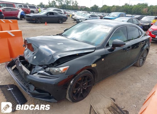 តម្លៃល្អបងប្អូន Lexus IS200t 2016 Luxury