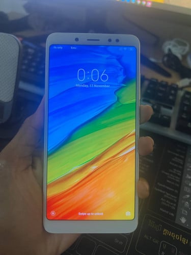 លក់ទូរស័ព្ទ Redmi5 18$