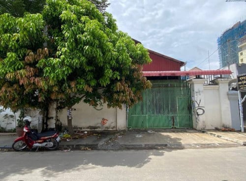 🔰ឃ្លាំងអាជីវកម្មសំរាប់ជួលនៅភ្នំពេញថ្មី សែនសុខ។