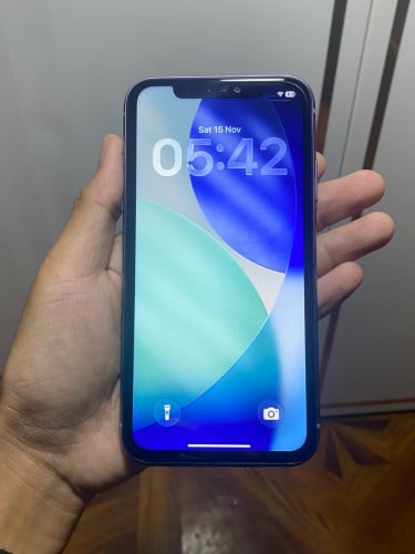 សួស្ដីឪពុកម្ដាយនិងសួស្ដីបងប្អូនទាំងអស់គ្នា🥰នេះគឺជា iPhone 11 (64G) អេក្រង់ GX