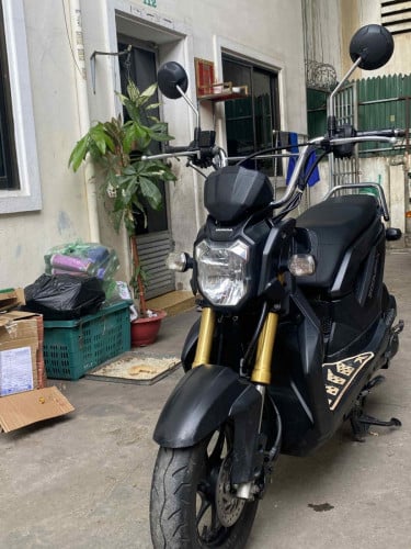 ម៉ូតូ Zoomer 015