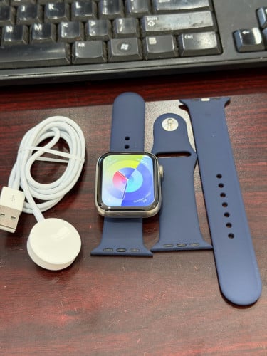 Apple Watch Serial 5 44MM LTE Titanium  ស្រមោលអេក្រង់