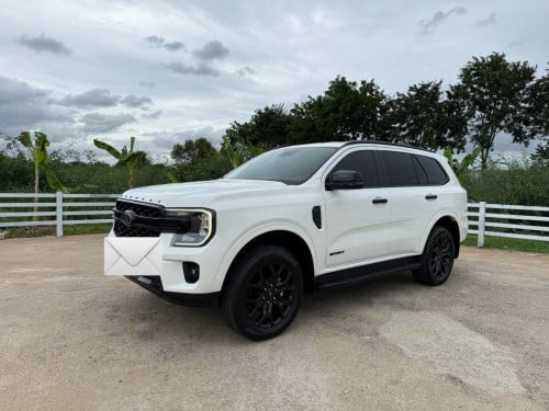 Ford Everest Sport ស៊េរីឆ្នាំ 2023តំលៃចចាបានទៀត
