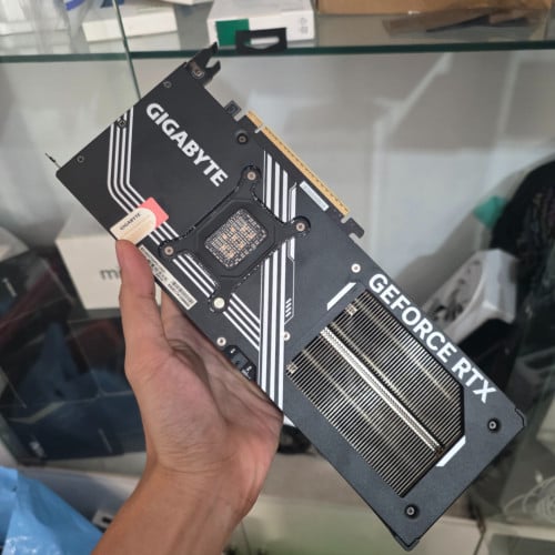 Gigabyte RTX 5070 12G