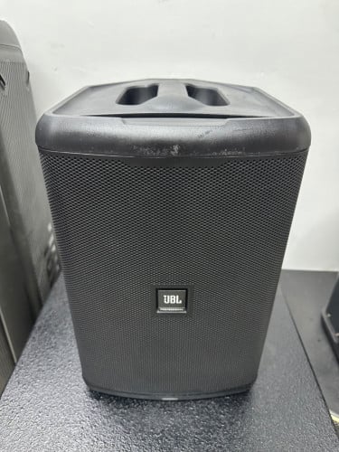 JBL Eon One Compact ថ្មកាន់សំឡេងល្អ 150w