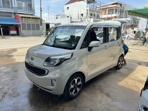 Ray 2012 ឡានថ្មី8500$