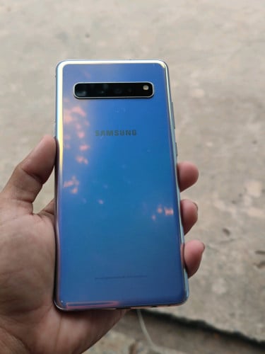 Samsung Galaxy S10 5G អាធំ (storage 256G ram 8G)