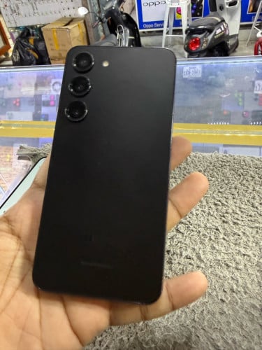 Samsung S23 5G Ram8G Memory256G 98% ក្រុមហ៊ុនសុីមពីរ មានឆ្នាំងសាក