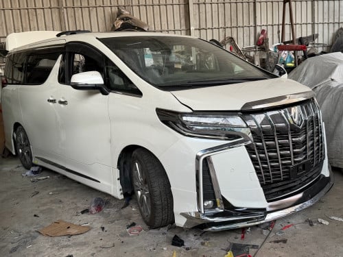 Toyota Alphard 2018 Full SC ( ក្រដាសពន្ធថ្មី )