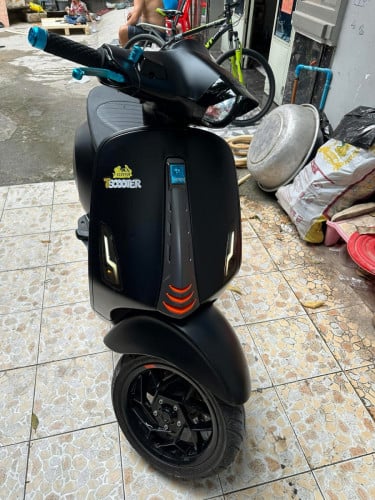 Vespa sprint 022 150cc មានពន្ធត្រឹមត្រូវ មានគ្រឿងលេងច្រេីន