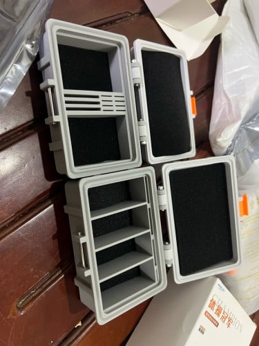 ប្រអប់ដាក់ថ្មនិងម៉េម៉ូរី