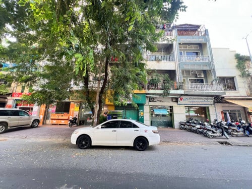 ផ្ទះសម្រាប់ជួលនៅជិតផ្សារចាស់