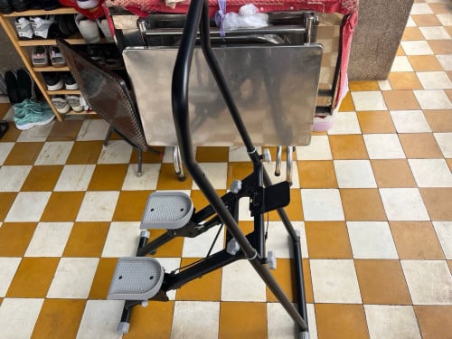 លក់ប្រដាប់ហាត់ប្រាណ