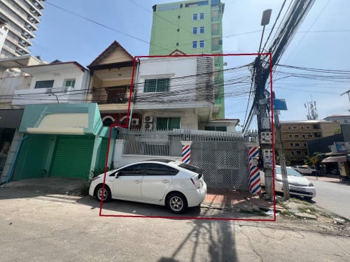 ផ្ទះអាជីវកម្មកែងសម្រាប់ជួលនៅជិតវ៉ាន់ដា