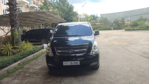 រថយន្តសម្រាប់ជួល/ ជួលជាថ្ងៃ/ ជាខែ/ ជាឆ្នាំ