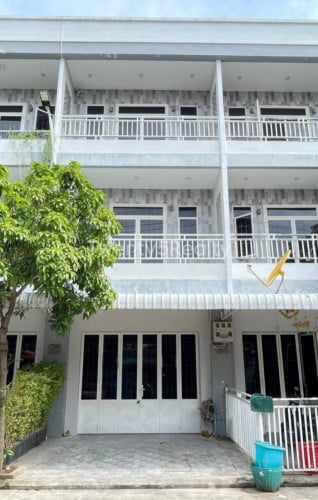 ផ្ទះជួលល្អសម្រាប់ស្នាក់នៅ ឈូកវ៉ា៣