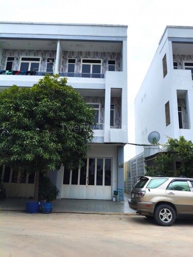 ផ្ទះកែងជួល ល្អសម្រាប់រស់នៅ