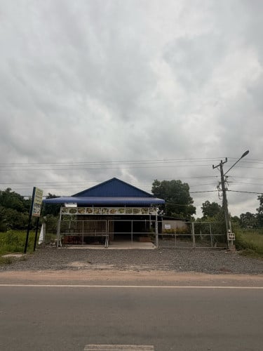 ហាង ឬ ឃ្លាំង សម្រាប់ជួល