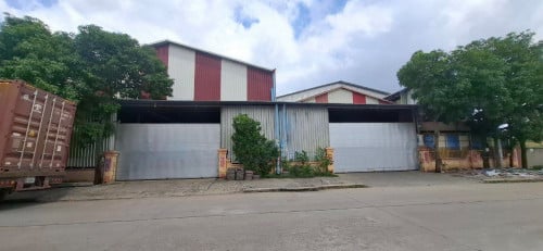 ឃ្លាំងជួល ស្ទឹងមានជ័យ