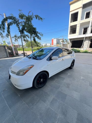 ឡានលក់បងប្អូនឡានខ្ញុំជិះផ្ទាល់