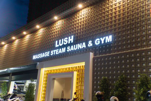 ផ្នែក គិតលុយ ភេទ ប្រុស $200