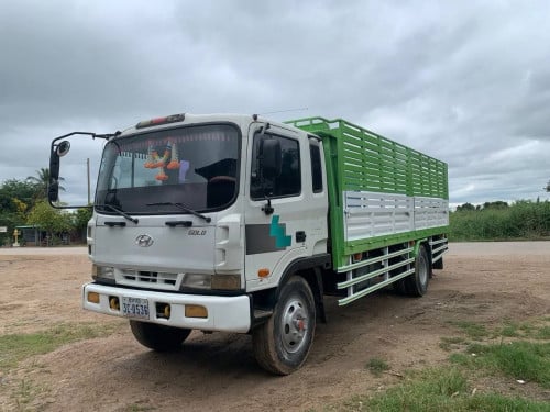 ឡាន៥តោនលក់ ឆ្នាំ2000 ឯកសារគ្រប់ឈៀក+ពន្ធឡើងរួច