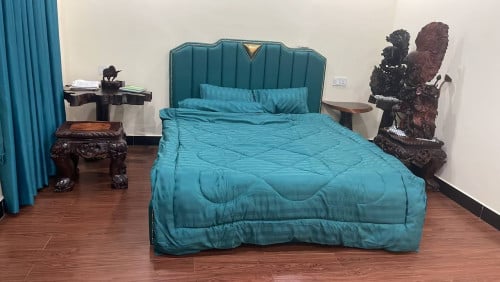 ផ្ទះជាន់ទី3 ដេគ័រហើយស្រាប់លក់បន្ទាន់ នៅជិតផ្សារសូរិយា