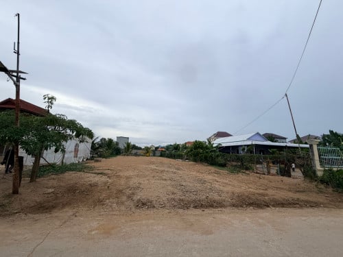 ទំហំដី630ម៉ែតការ៉េ