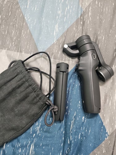 លក់ Dji osmo mobile 6 ប្រើបាន2ដង ទុកតែចោល