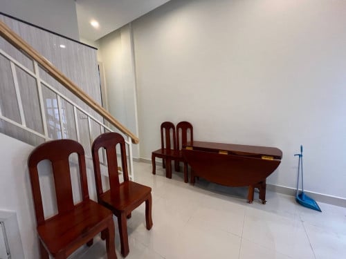 ផ្ទះជួល បុរីប៉េងហ៊ួតបឹងស្នោរ Eco Sunrise
