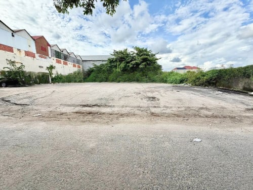 ដីលក់សង្កាត់ភ្នំពេញថ្មី Land for Sale Phnom Penh Thmey