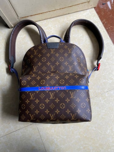 កាបូប LV.ជជុះហ្សុិននៅស្អាត់98%