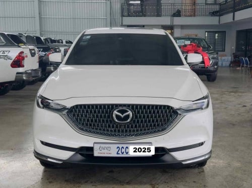 កាត់បានក្តៅៗ Mazda CX-8 full option ឆ្នាំ 2025 ចូលតាមក្រុមហ៊ុនMazda