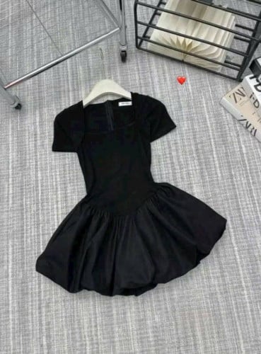 មាន​ស្តុក​ស្រាប់🌸🎀ម៉ូត​មានស្តុកស្រាប់ណា ធានា​សាច់​ជូន​បងអូន​ កម្មង់​បាន​ណា 🥰