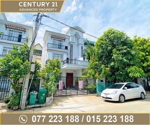 🏘 វីឡាភ្លោះ​ (Twin) ក្នុងបុរី វីឡាទួលសង្កែ ត្រូវការលក់បន្ទាន់ខ្លាំង