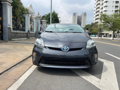 ឡានលក់ 🚘𝐓𝐨𝐲𝐨𝐭𝐚 𝐏𝐫𝐢𝐮𝐬 𝟎𝟏𝟐 𝐨𝐩𝐭𝐢𝐨𝐧 𝟎𝟑 𝐒𝐨𝐥𝐚𝐫 ឡានថ្មី ធានាឡានអត់ច្រេះពុក