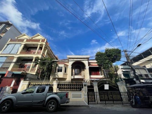 វីឡាសម្រាប់ជួល | Villa for Rent