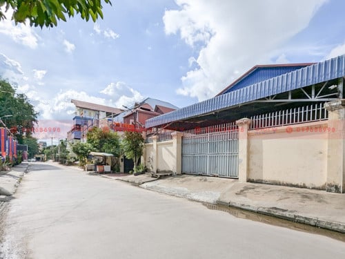 240 Sqm Warehouse for Lease In Phnom Penh Thmei Area, Khan Sen Sok
