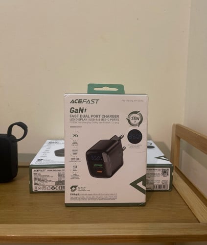 ACEFAST PD35W GaN Fast Charger