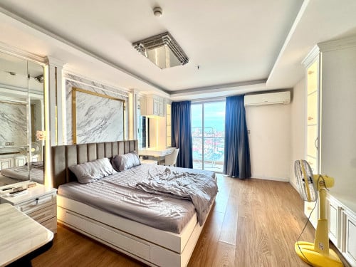 Beautiful Room Condo At Olympia City For Rent