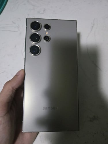 Galaxy 24Ultra 650$ (nego)