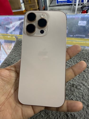 iPhone 16Pro 128G X/A 99% ហ្សុីនសំណុំណែន មានឆ្នាំងសាក