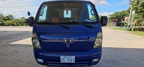 KIA BONGO 2004 ចរចា7,900$