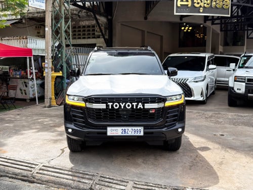 Land Cruiser GR SPORT